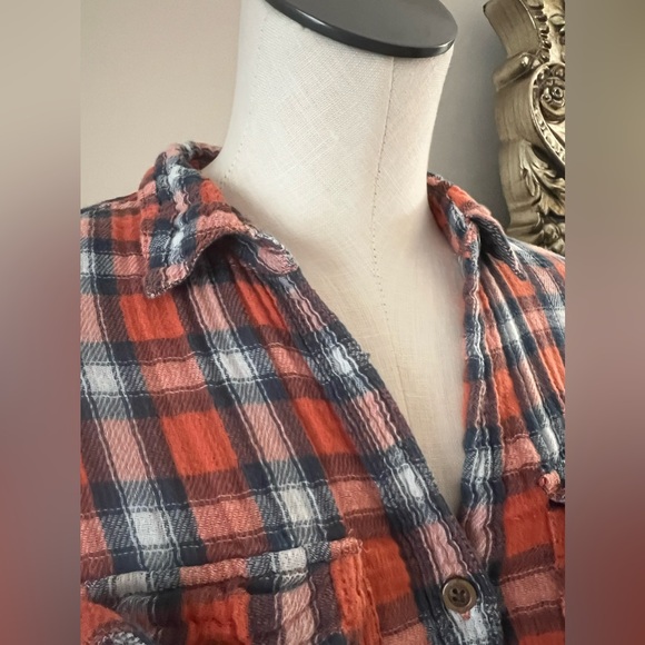 Abercrombie & Fitch cotton button down flannel shirt - Picture 5 of 8